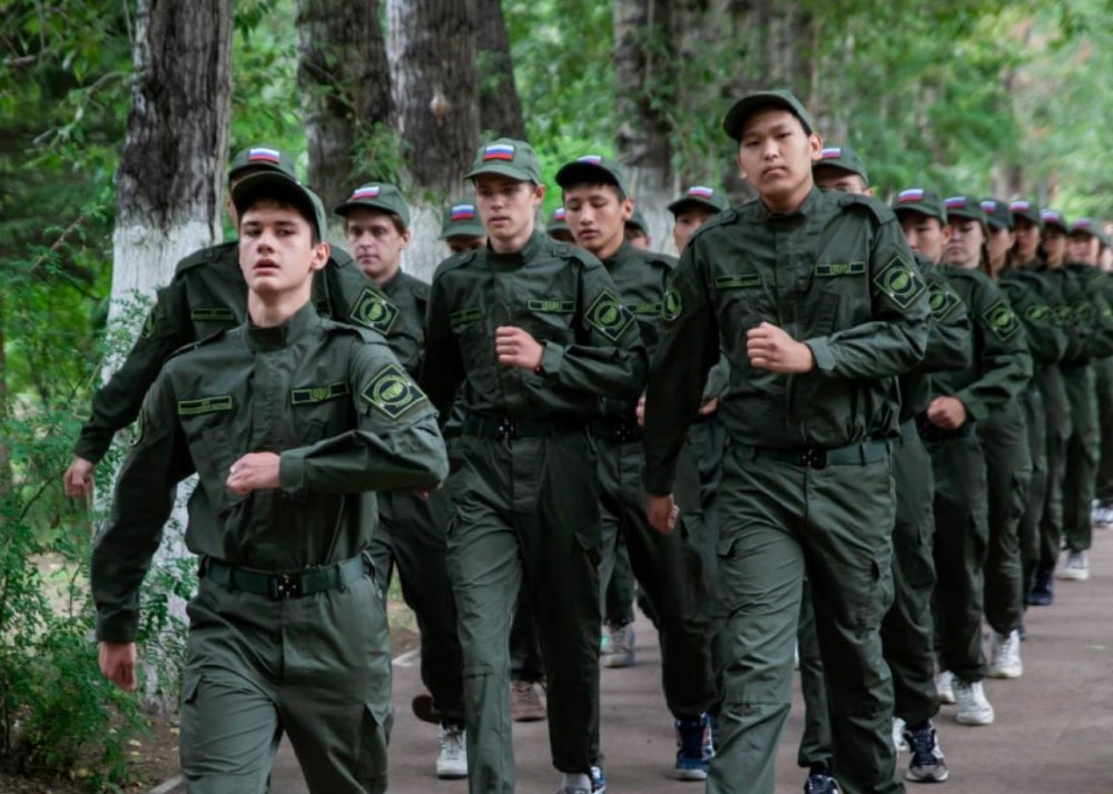 Behind the new military training center for youth in Murmansk