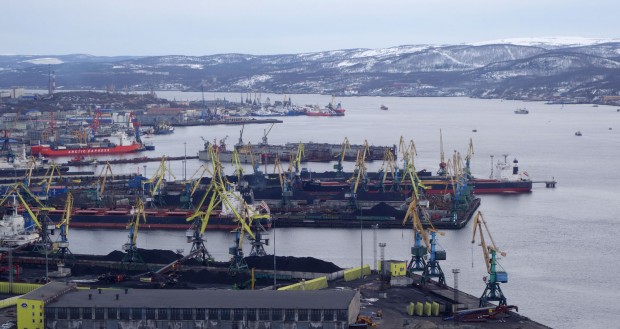 Behind Aleksandr Lukashenko’s grand port plan in Murmansk is a dodgy deal signed by a disgraced ex-convict