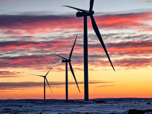 Lukoil launched the second stage of the Kola Wind farm.