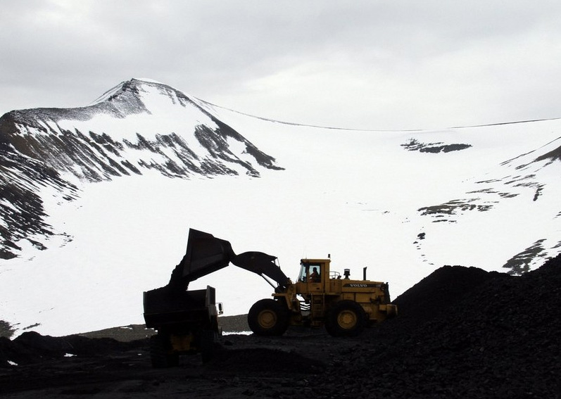 Climate change hits back at Svalbard, coal mine flooded by melting glacier - The Independent Barents Observer